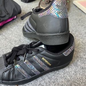 Like NEW girls adidas shoes